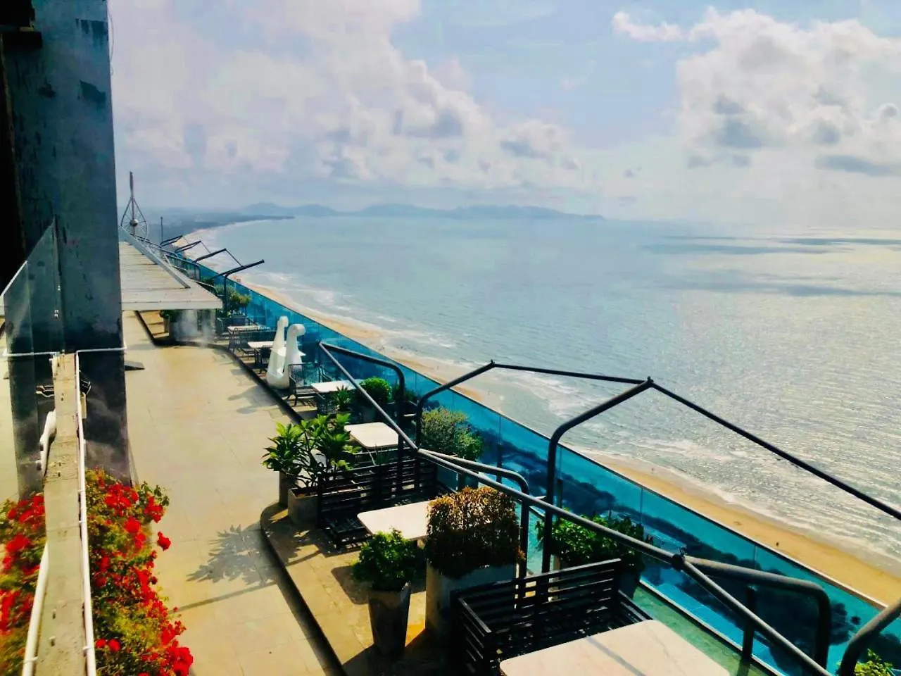 Sealala Apartment - Oasky Vung Tau, Sea View & High Floor
